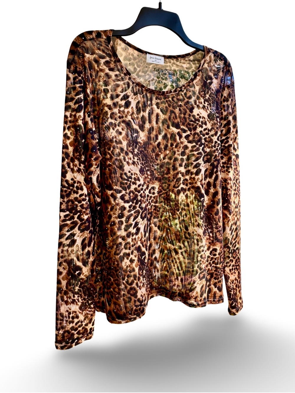 ✨ Free Kisses - Wild Leopard-Print Long Sleeve Top Sprinkled with Rhinestones!
